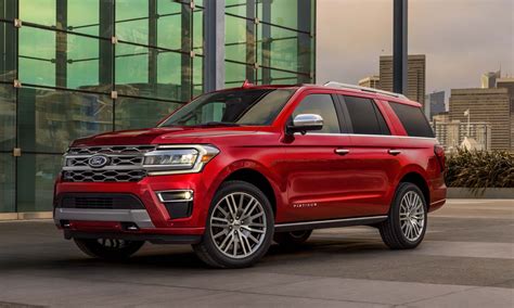 ford expedition models 2022